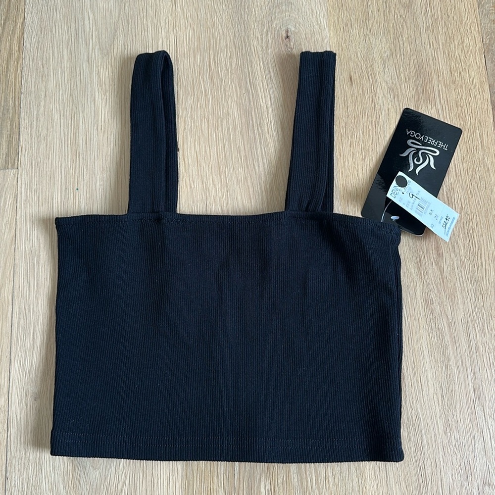 The Free Yoga black tank top, size Junior M